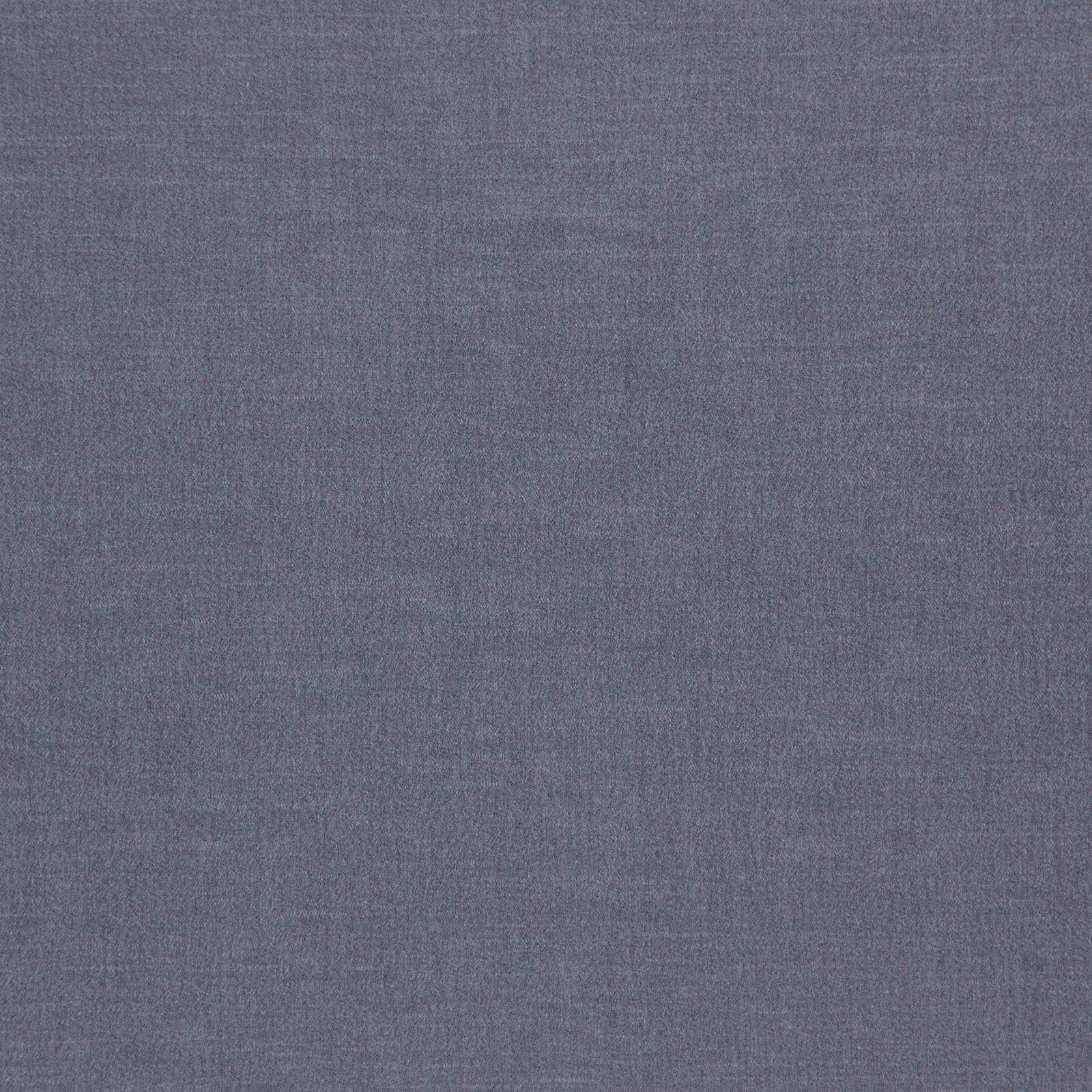 Colombo 18 Plum