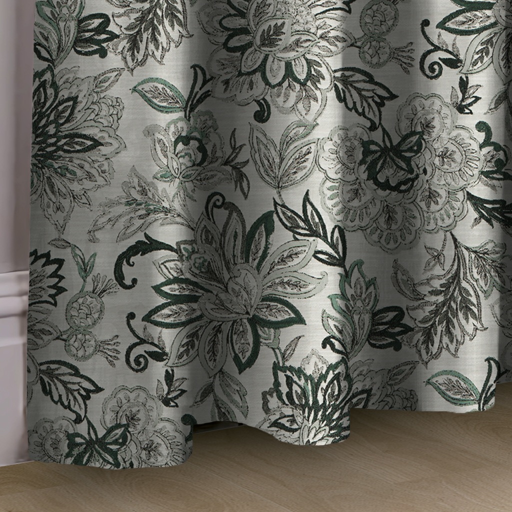 Aurelia-Green-Bottom Shot